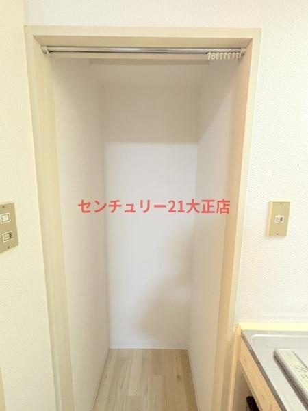大阪市港区南市岡３丁目の賃貸マンションの収納