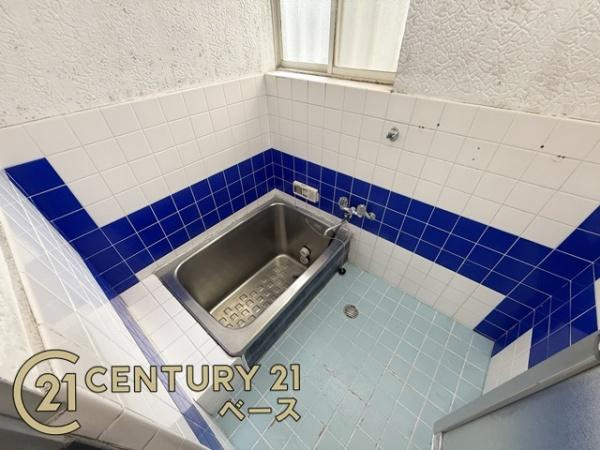 大和郡山市下三橋町　一戸建の浴室