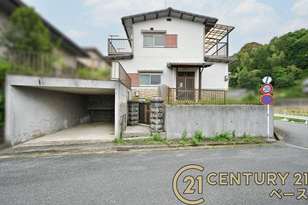 生駒郡平群町椿台３丁目　一戸建の駐車場|■現地撮影写真■