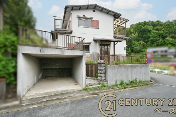 生駒郡平群町椿台３丁目　一戸建