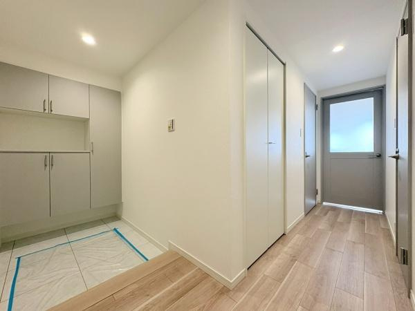 クリオ藤沢善行八番館の玄関