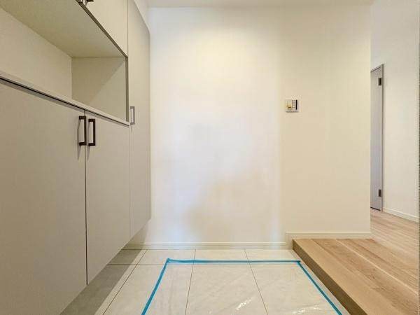 クリオ藤沢善行八番館の玄関