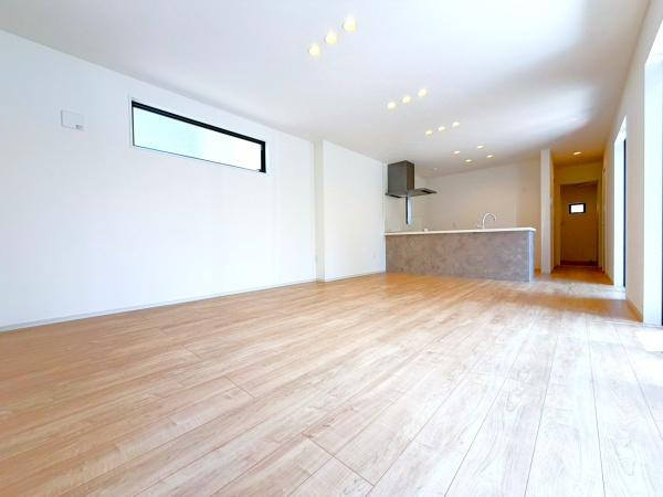 横浜市港北区富士塚１丁目の新築一戸建の居間・リビング