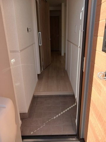 カーサエテルノＣの玄関