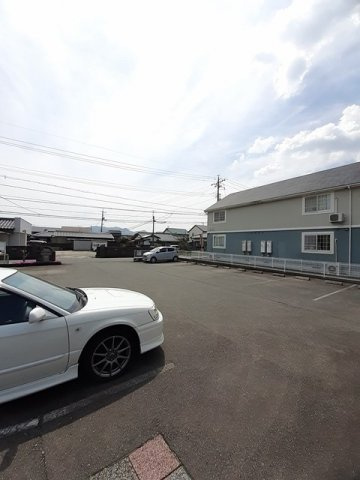 アメニティハイツ　Ｄの駐車場