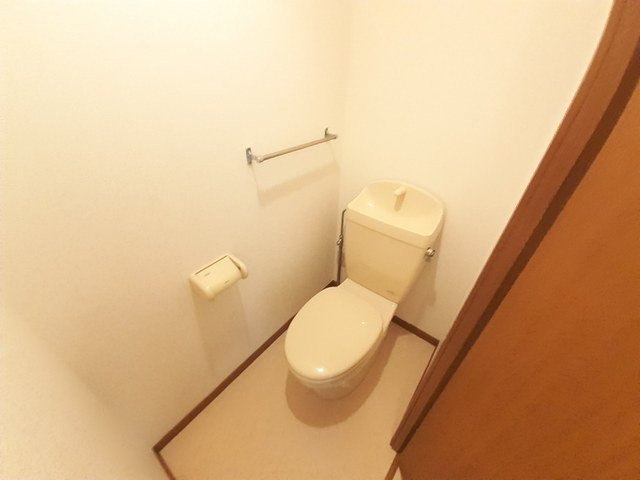 メゾンリヴィエールＡのトイレ