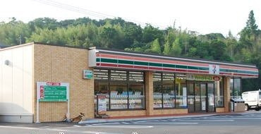 グリーンヒルズ　カーサＢの周辺|セブンイレブン宇部中宇部店まで1000m