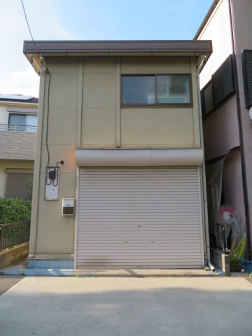 府中市住吉町３丁目の倉庫