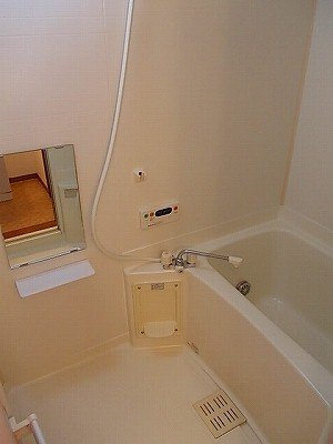【浴室】 | エルグランディ西尾　Ｂ