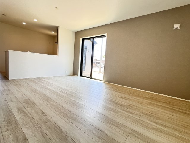 津市河芸町上野01期 新築戸建の居間・リビング|施工例