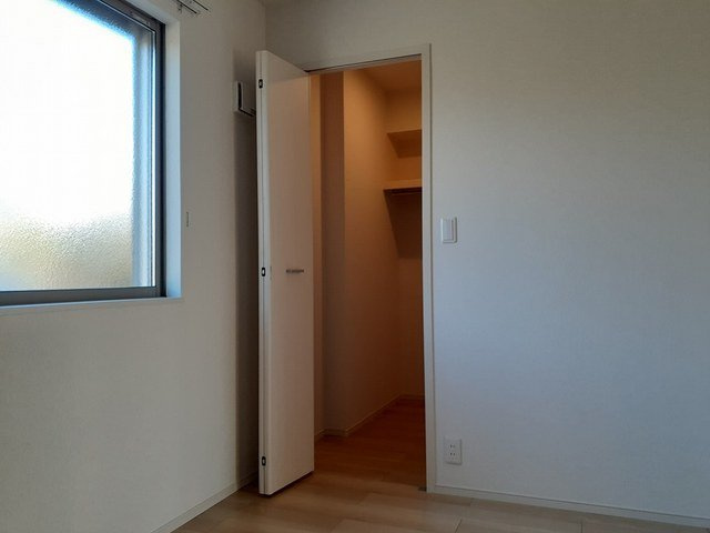 エルフォルク　Ⅱの収納