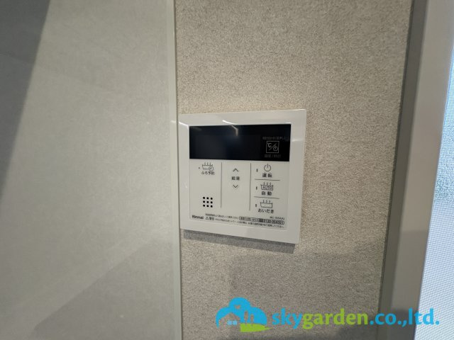 藤沢市本鵠沼５丁目　新築戸建　全２棟B号棟の設備|給湯器スイッチパネル