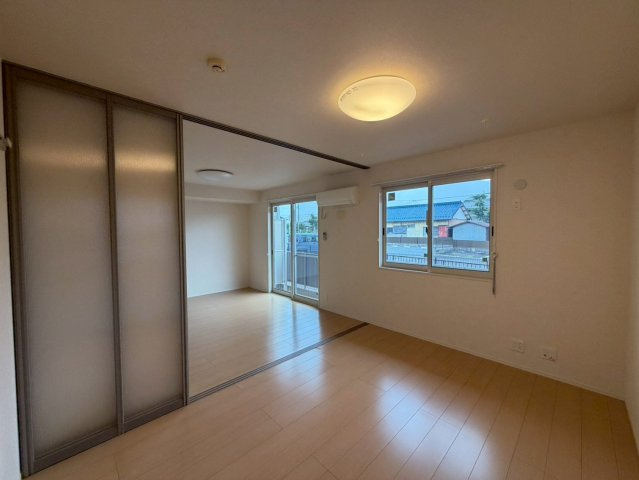 東五城ヒルズの洋室