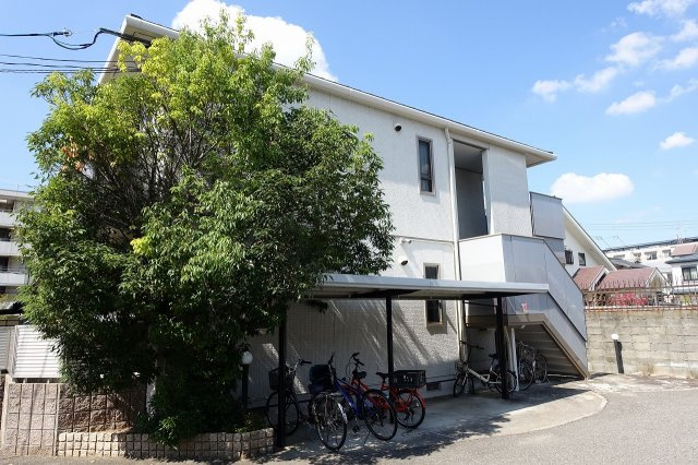 PETIT COURTの外観