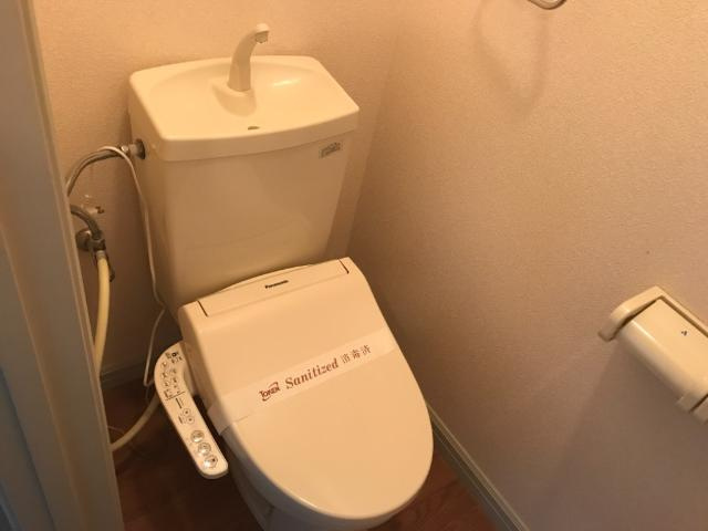 ルーエンハイムＢのトイレ|シャワー付トイレ