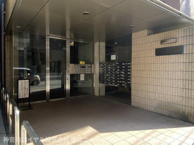 【エントランス】