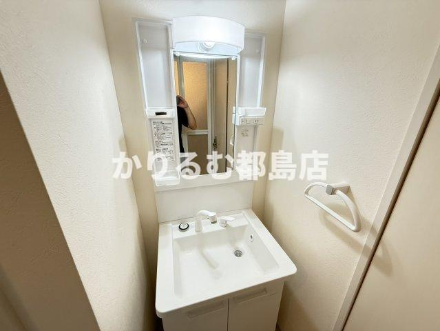 グランカーサ都島の洗面所