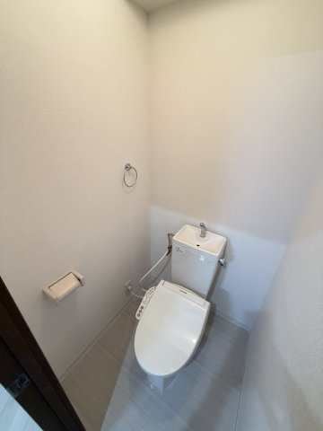 ドエル南堀江Ⅰ番館のトイレ