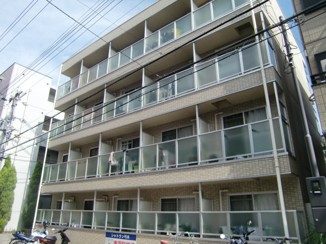 シャトラン弓木五番館の外観