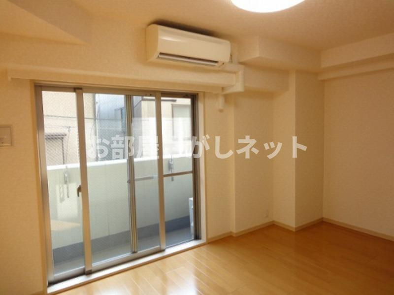 ステージファースト西巣鴨【おとり物件なし】#学生・社会人にオススメ！初期費用分割払いOK！の居間・リビング