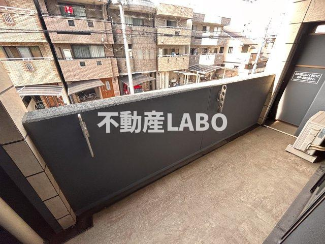 ケイ　グレースのバルコニー