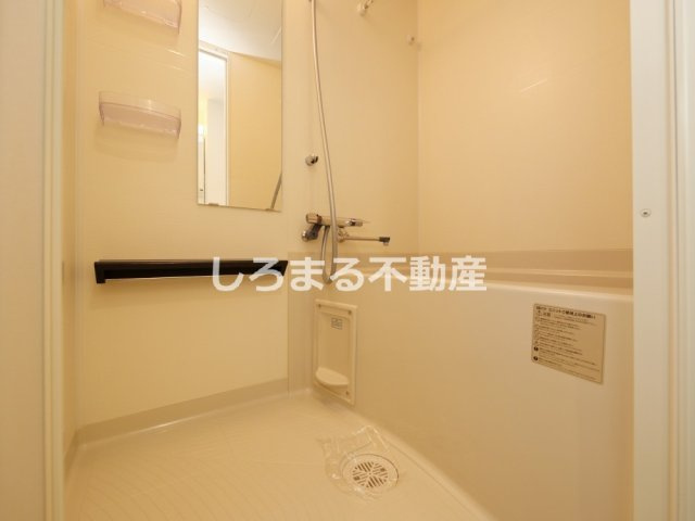 プレサンス堺筋本町エグゼブランの浴室