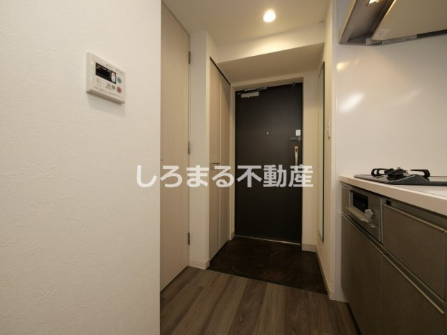 プレサンス堺筋本町エグゼブランの玄関