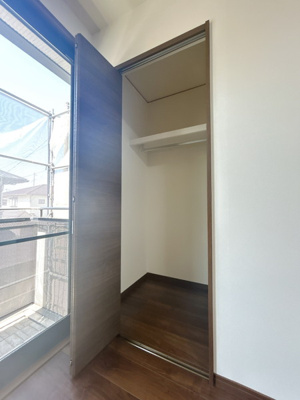 【収納】 | 【リフォーム住宅】中古一戸建　玉島上成　4LDK+S | 2階中央洋室収納