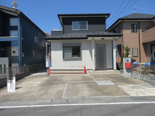 中古戸建　熊谷市円光2-12-67（リフォーム住宅）の外観