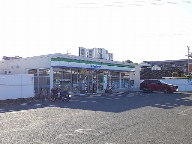 【周辺】 | ラフレシール | ファミリーマート島之内店まで400m