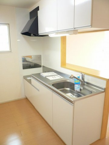 【キッチン】 | ラフレシール | キッチンでお料理をお楽しみください