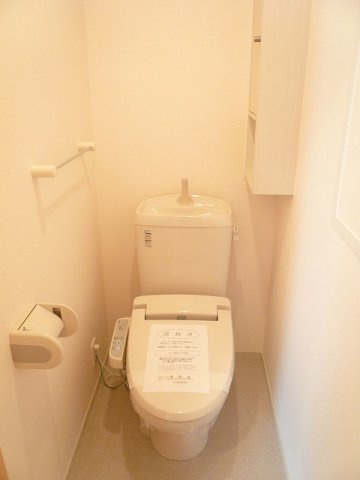 【トイレ】 | ラフレシール | シンプルで使いやすいトイレです