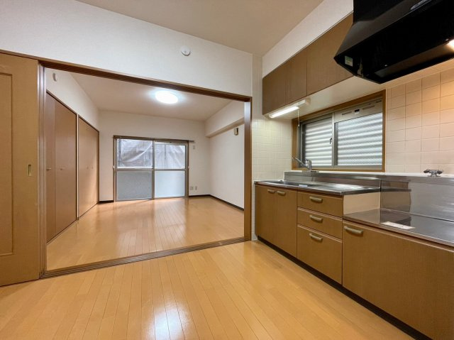 レージュ道徳の居間・リビング|おしゃれな居間です