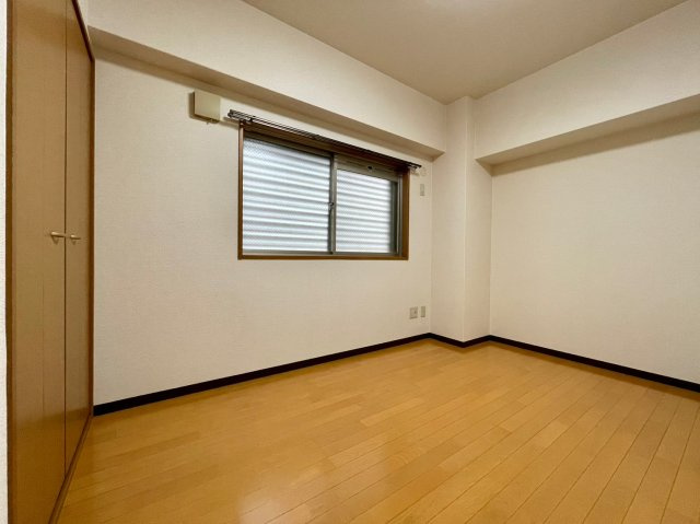 レージュ道徳の洋室|コンパクトで使いやすい洋室です