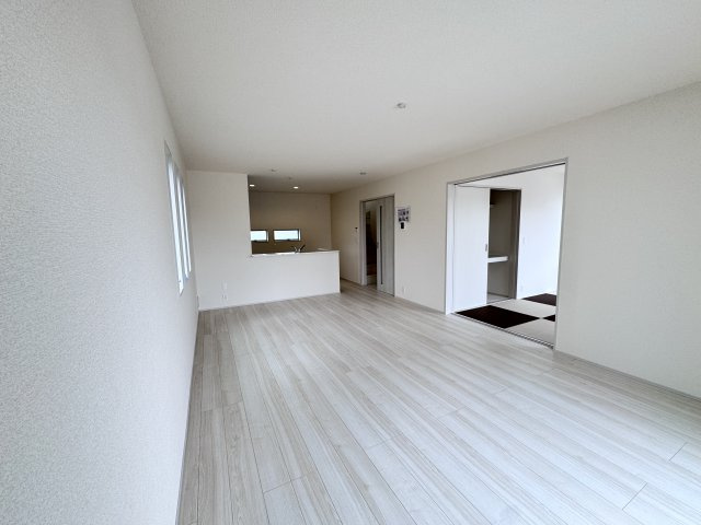 新築　高崎市南新波町第2　Livele Garden.S　1号棟の居間・リビング|現地写真　高崎市南新波町第2　Livele Garden.S