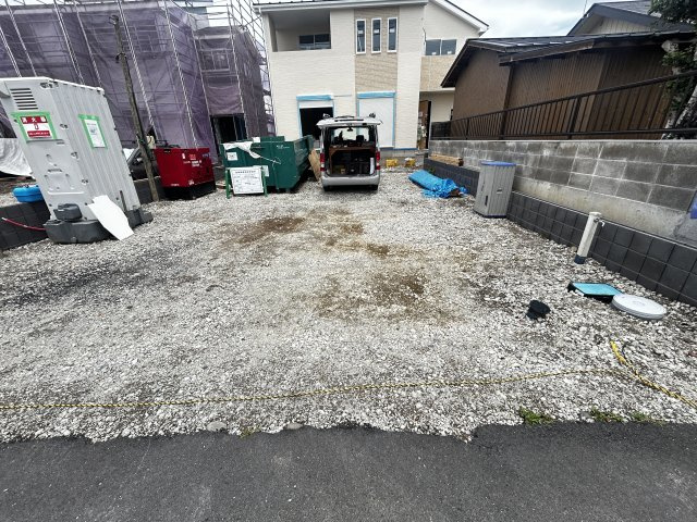 新築　高崎市南新波町第2　Livele Garden.S　2号棟の駐車場|現地写真　駐車スペースは並列2台分可能です！
