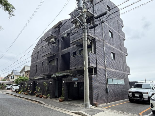 アートハウス鹿山の外観