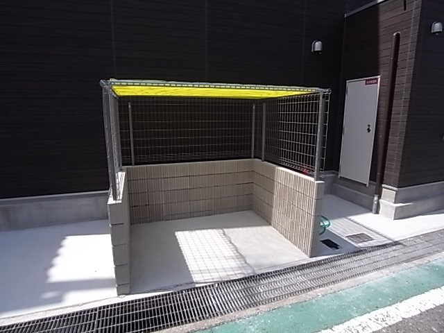 リブリ・芦原通の外観