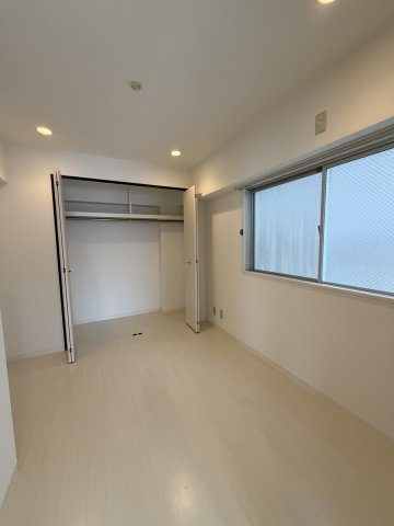 ワコーレ板宿の寝室