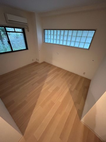 プラザ森北の寝室