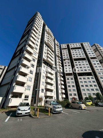 芦屋浜高層（若葉） 1号棟の外観