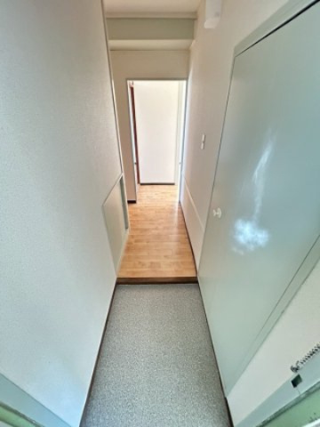 芦屋浜高層（若葉） 1号棟の玄関