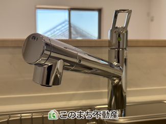 【キッチン】 | いろどりアイタウン古河市諸川23-P1　 | 浄水カートリッジ式キッチン水栓でいつでもおいしいお水が飲めます。