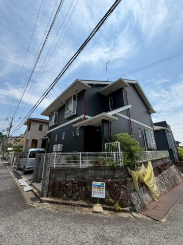 御影山手タウンハウスの外観