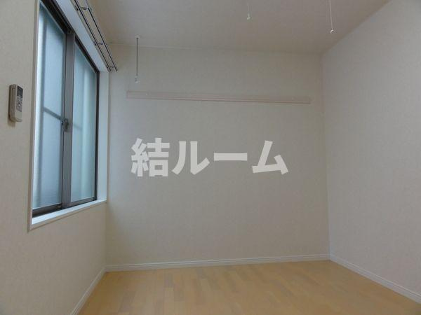 北区滝野川７丁目のアパートの居間・リビング|別号室参考写真