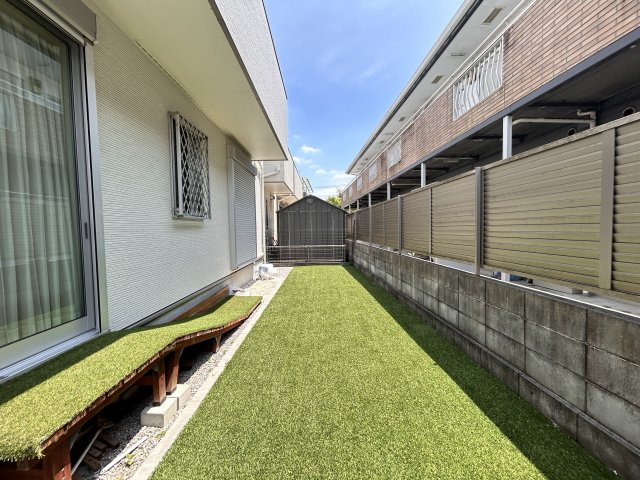 あきる野市牛沼/中古戸建/セカンドハウス利用のため室内大変キレイです♪の庭|広々したお庭はお子様やペットの遊び場としても利用可能♪