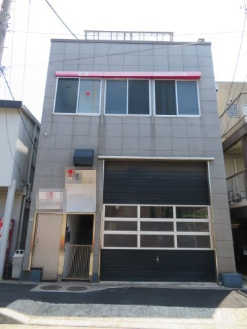 足立区入谷９丁目のビル