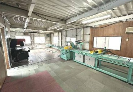 足立区入谷９丁目のビル