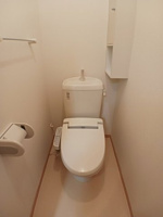 ゆったりとした空間のトイレです
