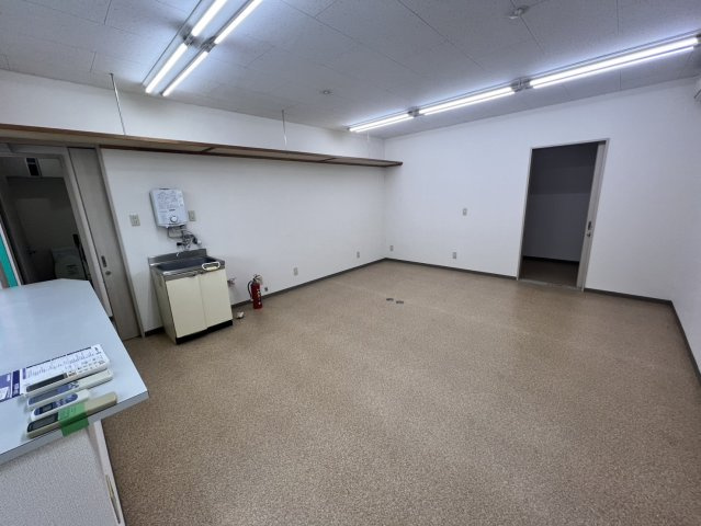 浦幌貸店舗1の内装